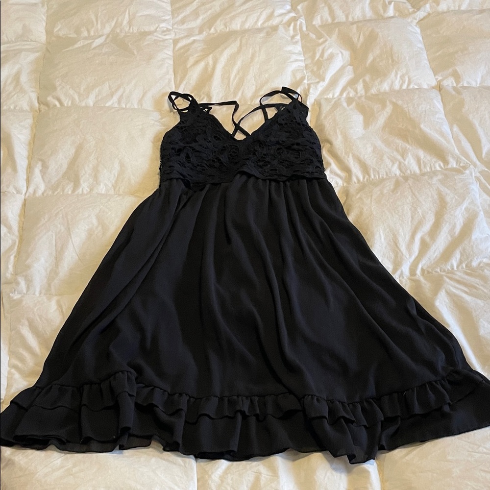 Elegant Black Lace Mini Dress